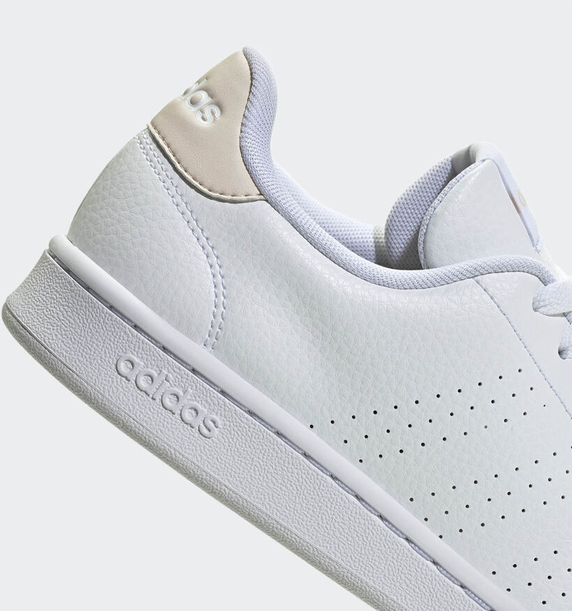 adidas Advantage Baskets en Blanc pour femmes (341435)