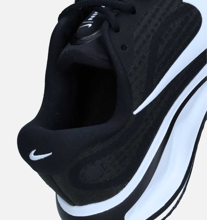 Nike Journey Run Baskets en Noir pour femmes (339865)