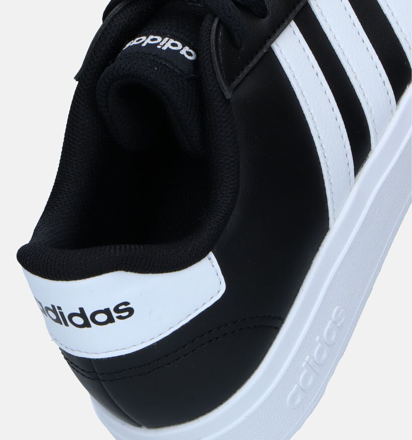 adidas Grand Court 2.0 K Zwarte Sneakers voor jongens, meisjes (343194)