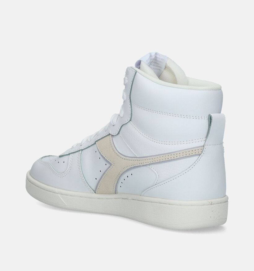 Diadora Magic Basket Mid Leather Baskets en Blanc pour femmes (344859)