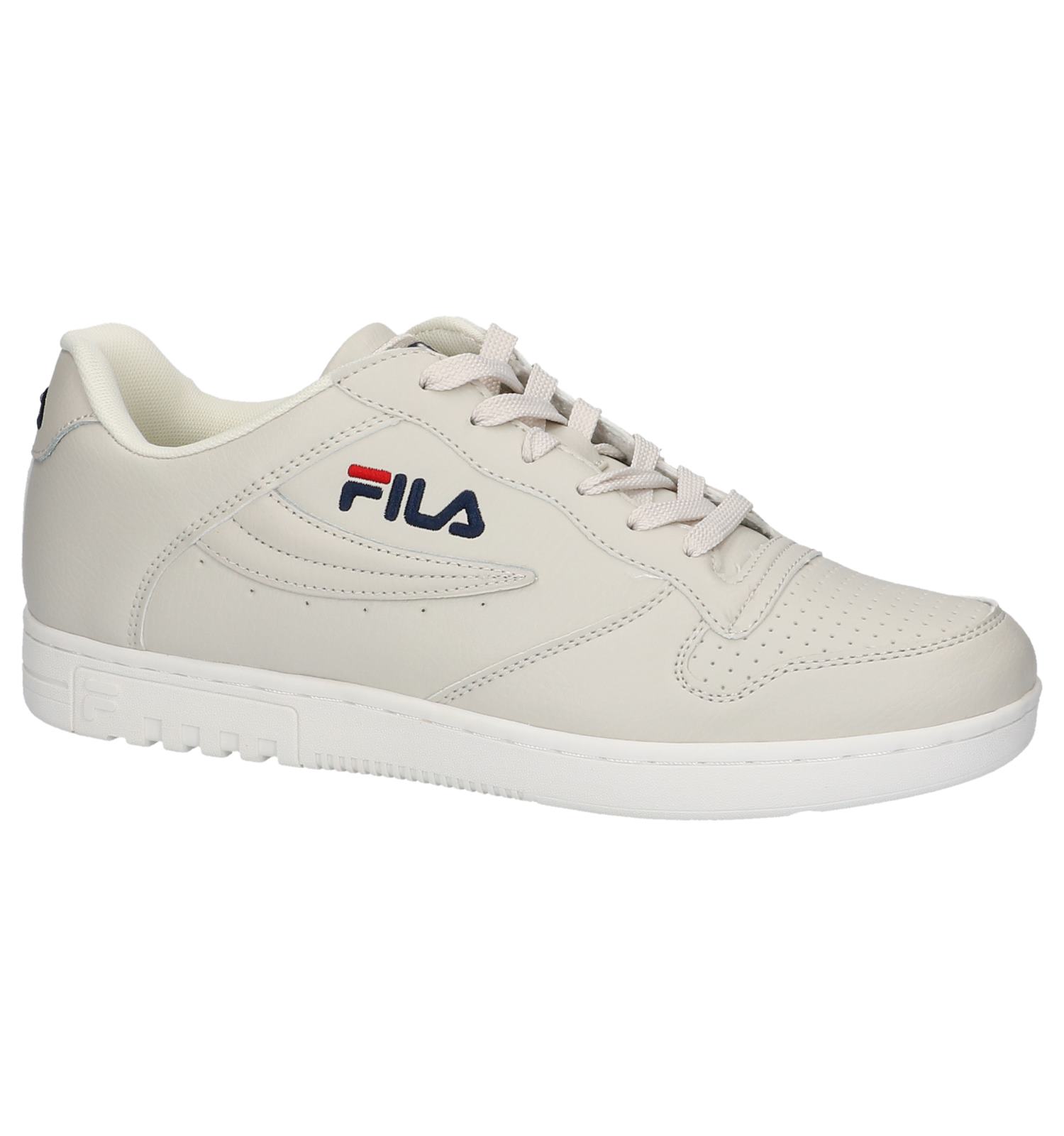 fila trainers beige